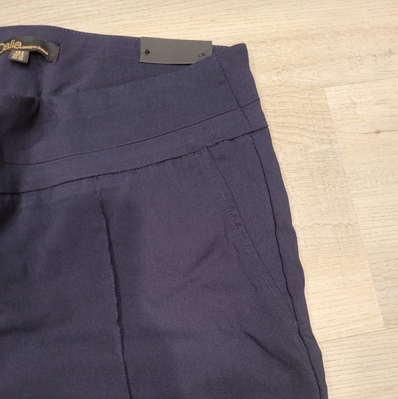 Dalia Classic Fit Pant - Picture 3 of 10